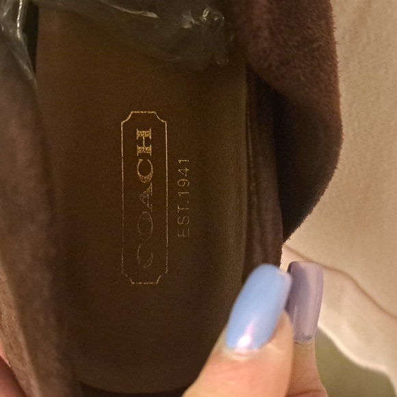 COACH SHOES/BOOTIES - Picture 8 of 8